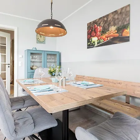 Ferien_villa Felicita Holiday home Goehren-Lebbin